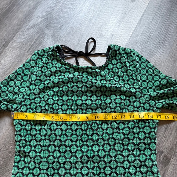 CIDER Round Neck Retro Geometric Tie Back Mini Dress - Picture 8 of 9